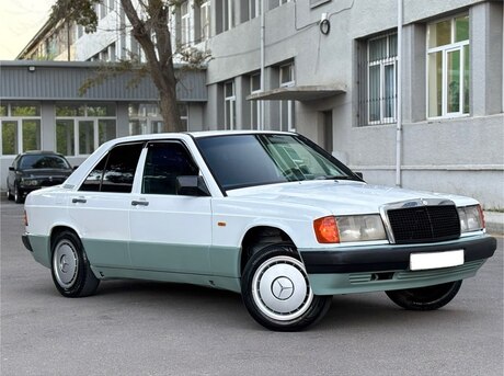 Mercedes 190 1990