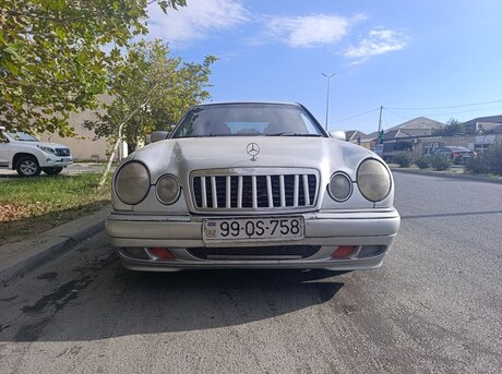 Mercedes E 290 1998