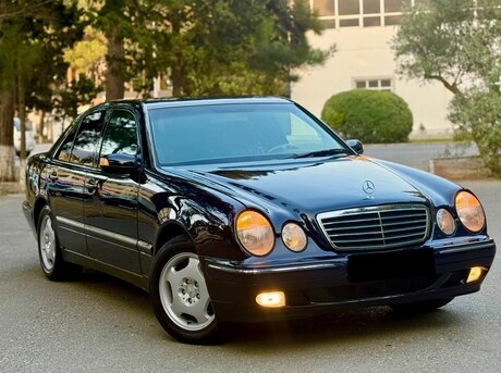 Mercedes E 220 2001
