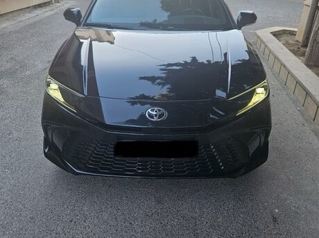 Toyota Camry 2024