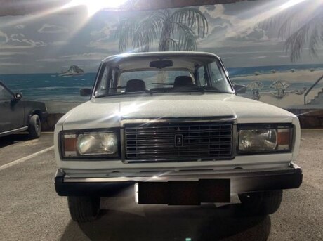 LADA (VAZ) 2107