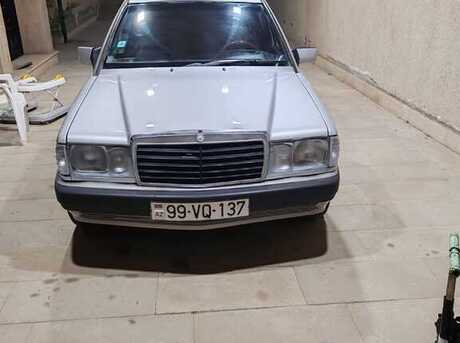 Mercedes 190