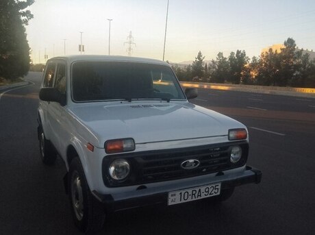 LADA (VAZ) Niva