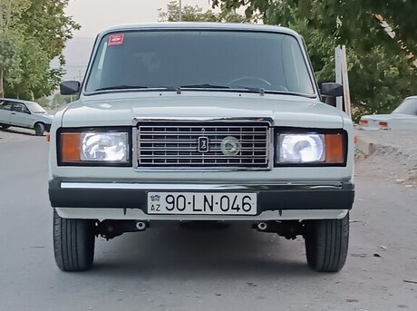 LADA (VAZ) 2107