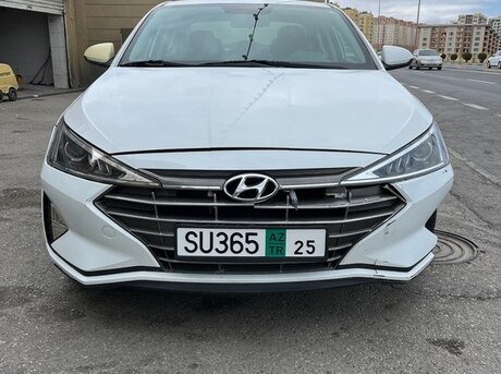 Hyundai Elantra 2018