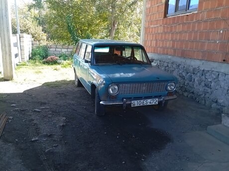LADA (VAZ) 2102