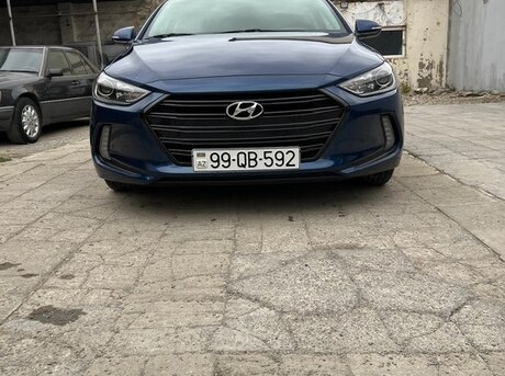 Hyundai Elantra