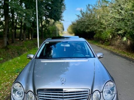 Mercedes E 320 2005