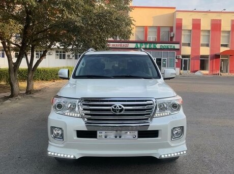 Toyota Land Cruiser 2013