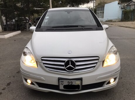 Mercedes B 170