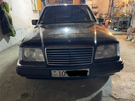 Mercedes 200 E