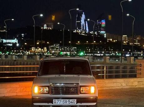 LADA (VAZ) 2107
