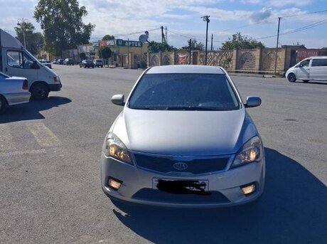 Kia Ceed 2010