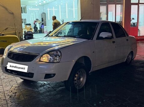 LADA (VAZ) Priora 2013
