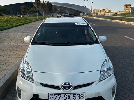 Toyota Prius 2015