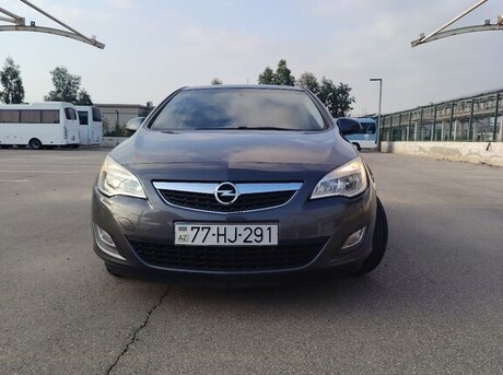 Opel Astra 2010