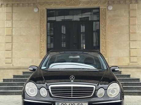 Mercedes E 220 2003