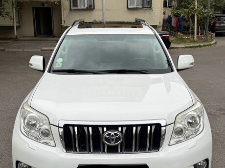 Toyota Land Cruiser Prado 2010