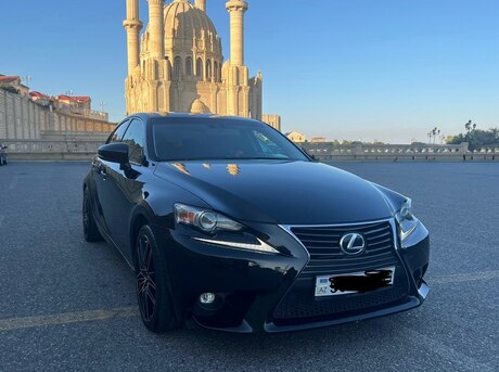 Lexus  2015