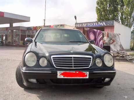 Mercedes E 240 2000