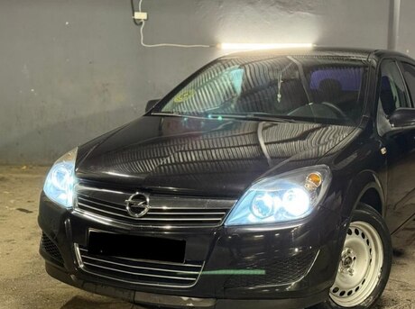 Opel Astra 2008