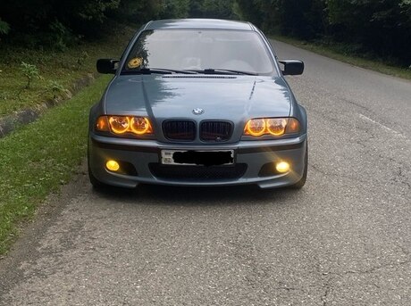 BMW 318 1998