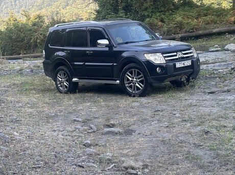 Mitsubishi Pajero 2006