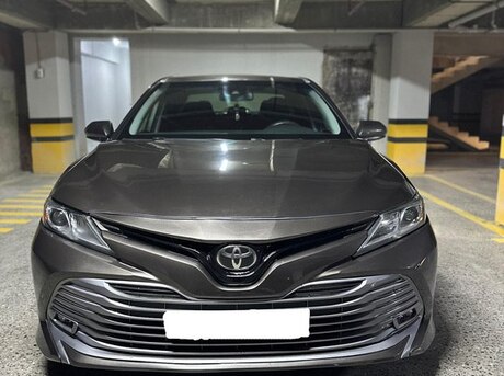 Toyota Camry 2018