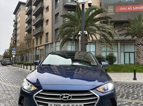 Hyundai Elantra 2016