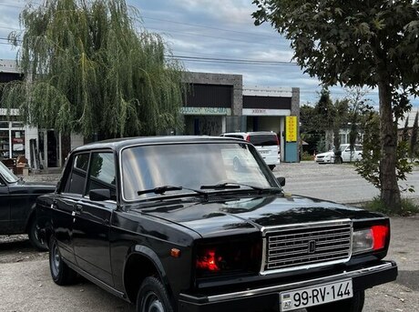 LADA (VAZ) 2107 2010