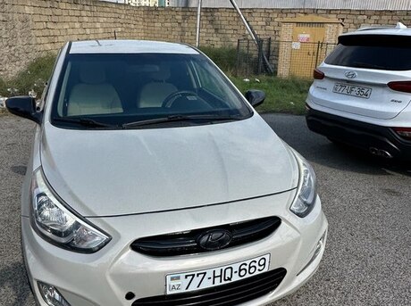 Hyundai Accent 2015