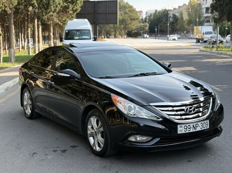 Hyundai Sonata 2011