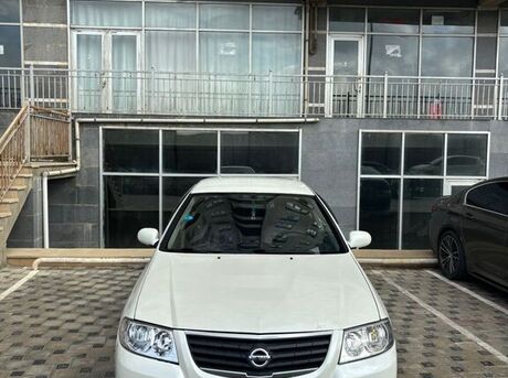 Nissan Sunny 2011