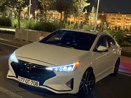 Hyundai Elantra 2019