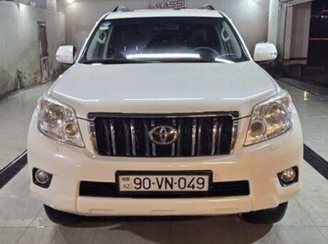 Toyota Land Cruiser Prado 2013