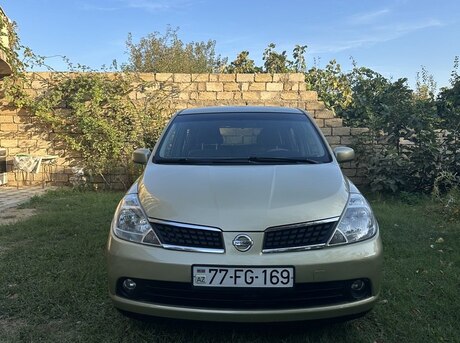 Nissan Tiida 2007