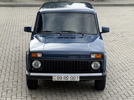 LADA (VAZ) Niva 2015