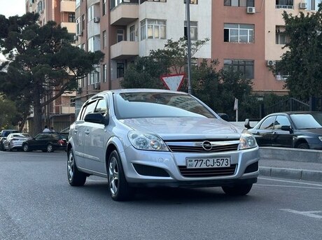 Opel Astra 2008