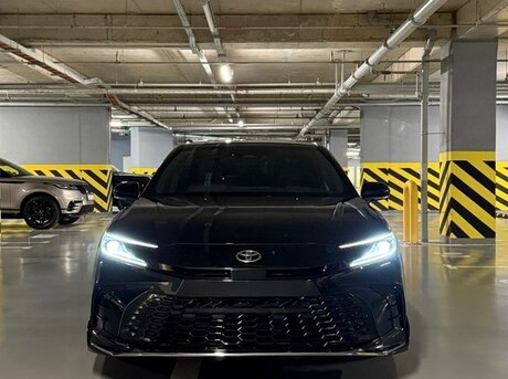 Toyota Camry 2024