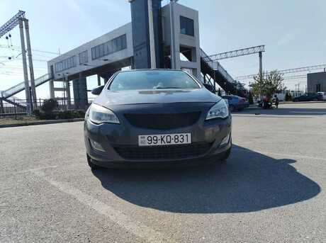 Opel Astra 2010
