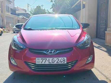 Hyundai Elantra 2012