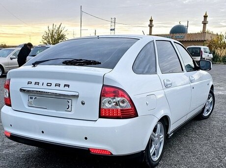 LADA (VAZ) Priora 2015