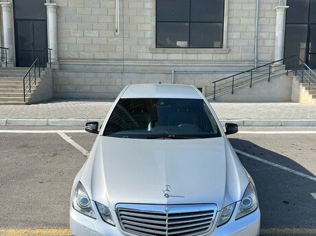 Mercedes E 220 2010