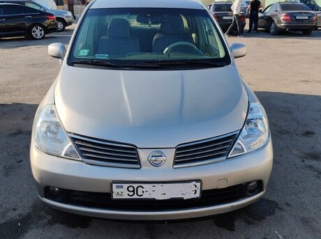 Nissan Tiida 2007