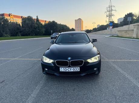 BMW 320 2012