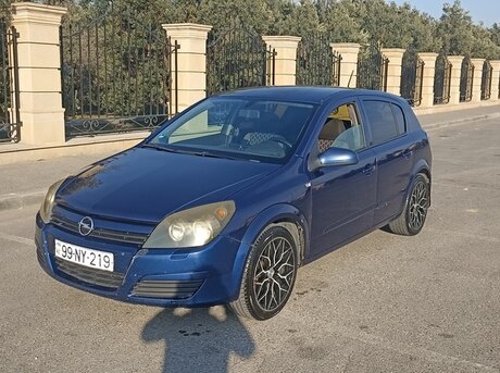 Opel Astra 2004