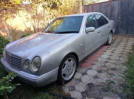 Mercedes E 240 1997