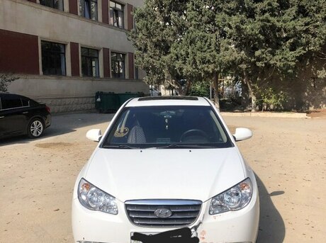 Hyundai Avante 2009