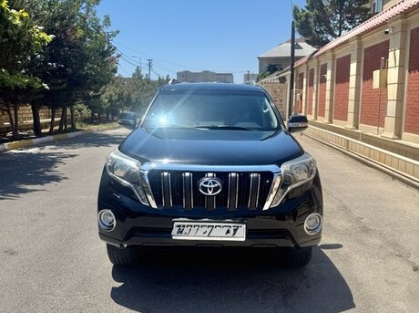 Toyota Land Cruiser Prado 2013