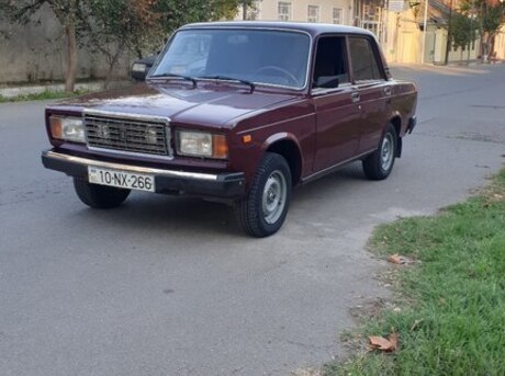 LADA (VAZ) 2107 2004